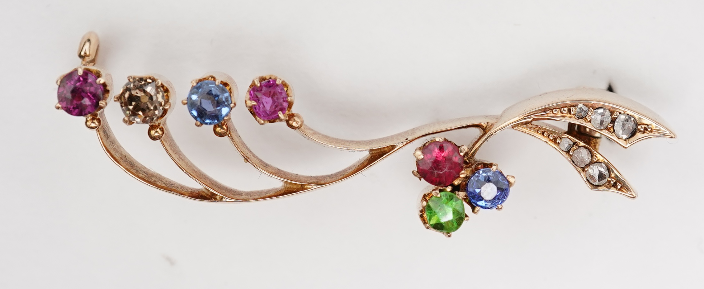 An attractive gem-set brooch, late 19th century